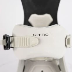 NITRO ONE ALL EYES ON ME 23 -WINT Snow Winkel 9 119142 one all eyes on me 836483 005 06