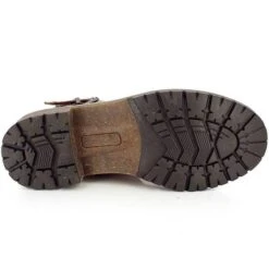 KIMBERFEEL LOE BROWN 23 -WINT Snow Winkel 9 121010 loe mar 04