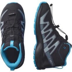 SALOMON XA PRO V8 MID CSWP JR BLACK/MONUMENT/HAWAIIAN OCEAN 22 11 SALOMON XA PRO V8 MID CSWP JR BLACK/MONUMENT/HAWAIIAN OCEAN 22 -WINT Snow Winkel 9 92907 xa pro v8 mid cswp j black monument hawaiian ocean l41344900 05